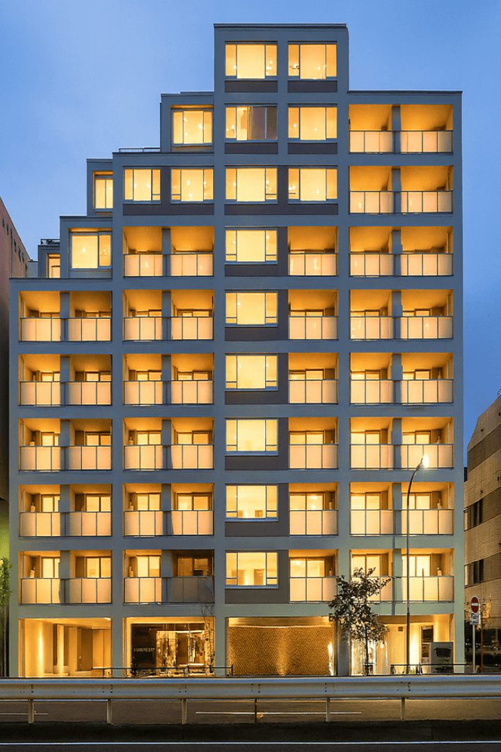 dash living minami azabu building frontage_resized dash living minami azabu building frontage_resized